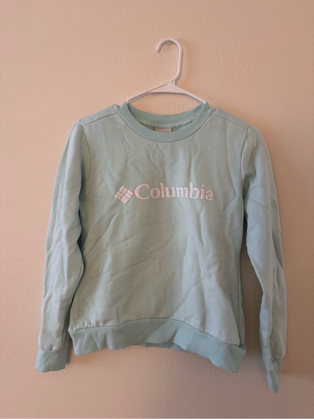 Columbia Women’s Mint Green Crewneck Sweatshirt
